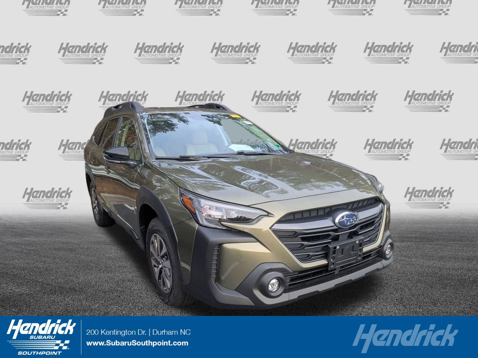 2025 Subaru Outback Premium's photo