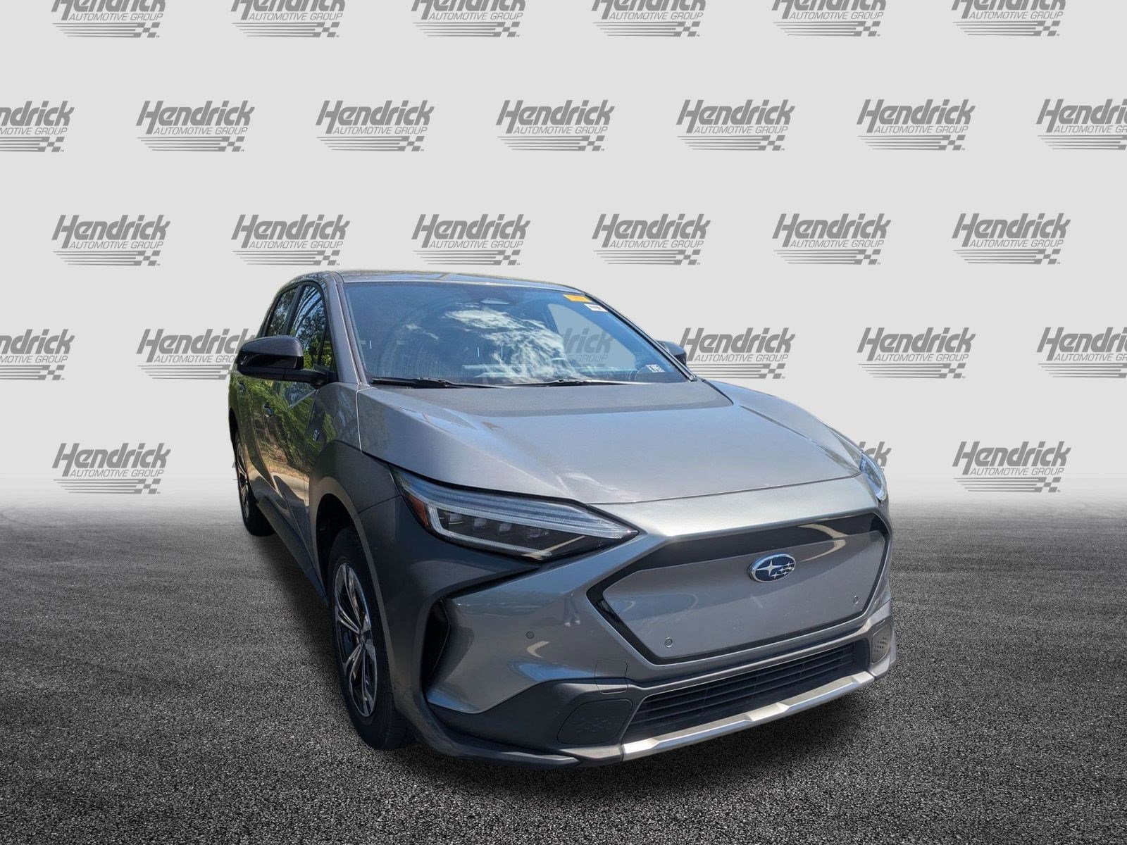 2023 Subaru Solterra Premium photo 2