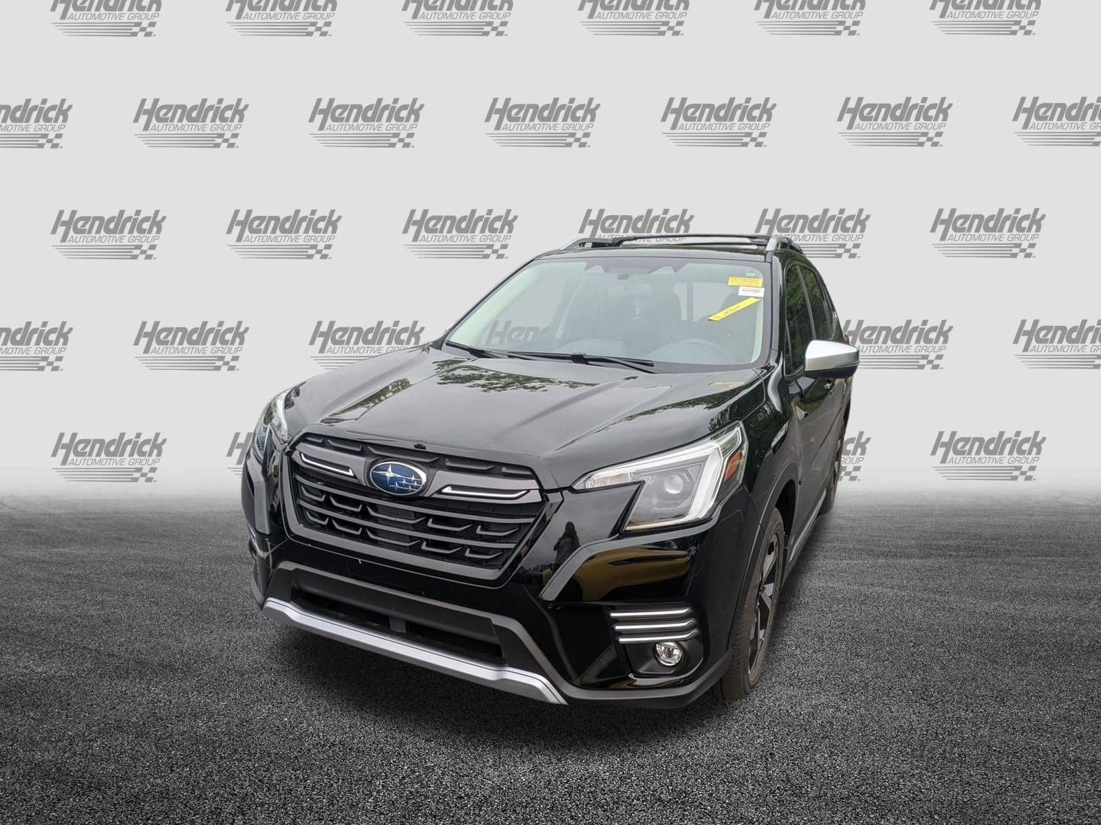 2023 Subaru Forester Touring photo 6