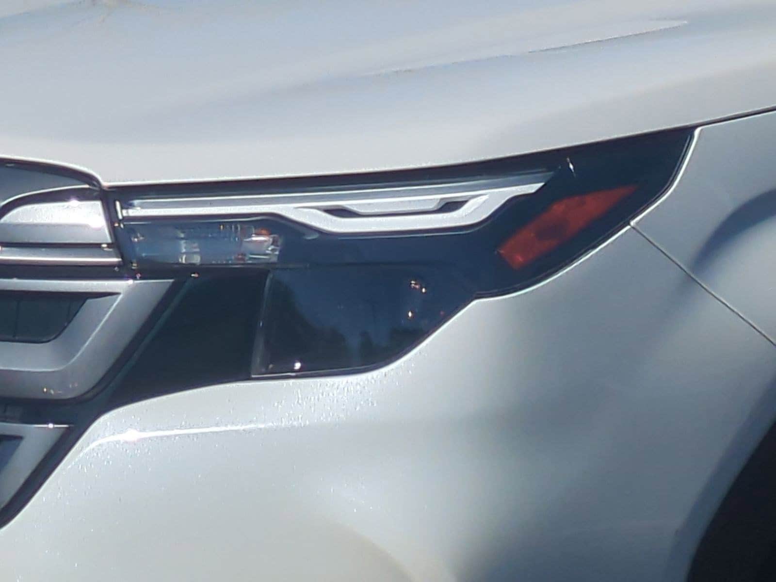 2025 Subaru Forester Premium photo 5