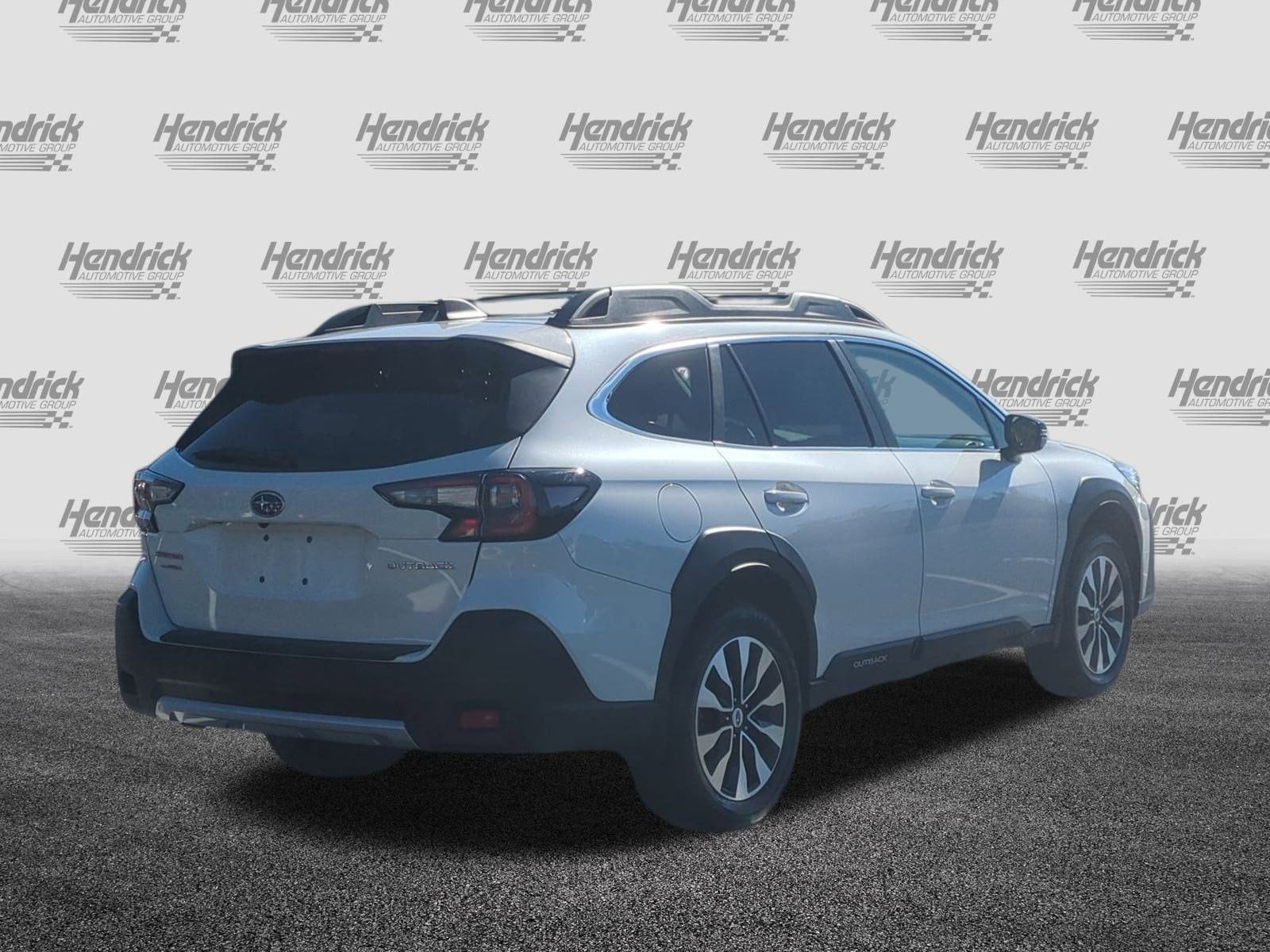 Image of 2023 Subaru Outback Limited SUV