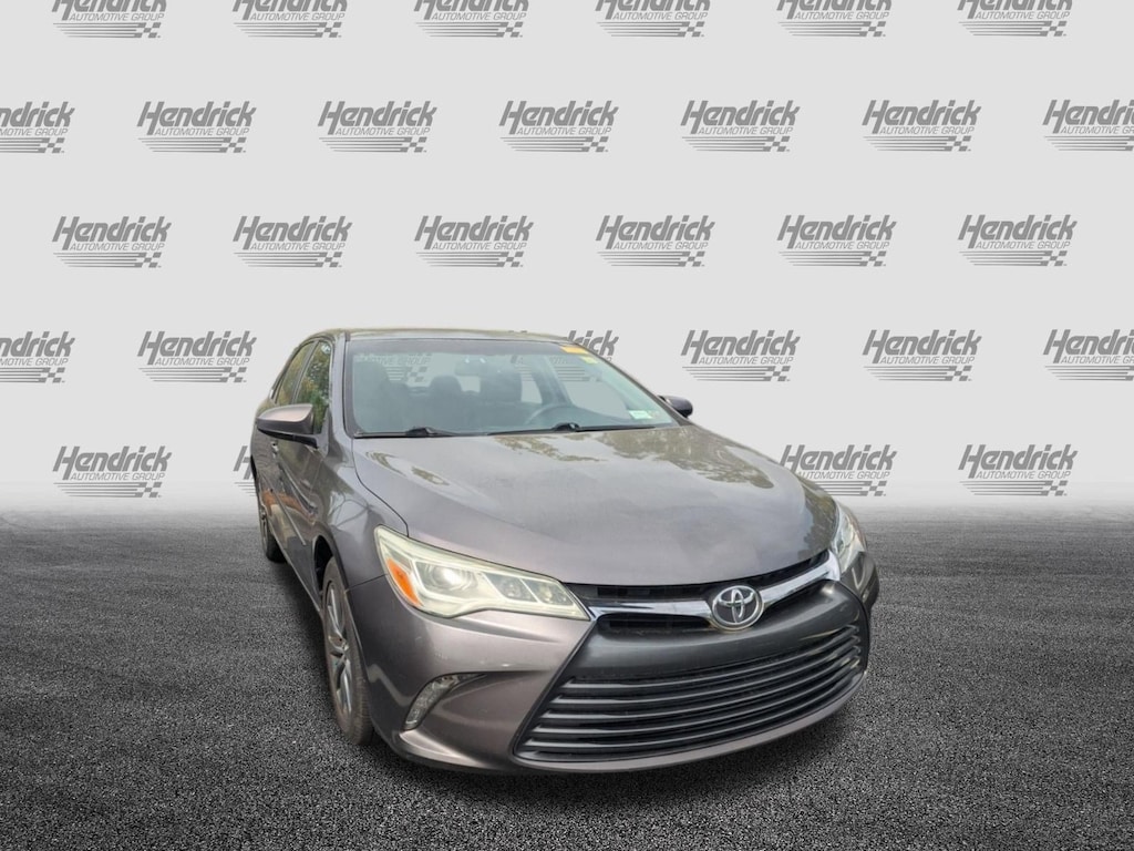 Used 2015 Toyota Camry XLE V6 Sedan