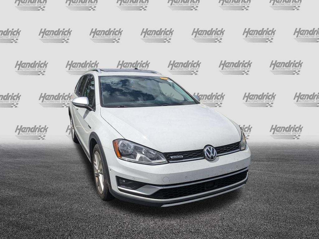 Used 2017 Volkswagen Golf Alltrack TSI SE Wagon
