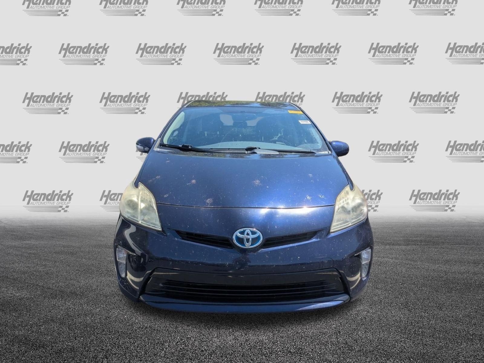2013 Toyota Prius Two photo 2