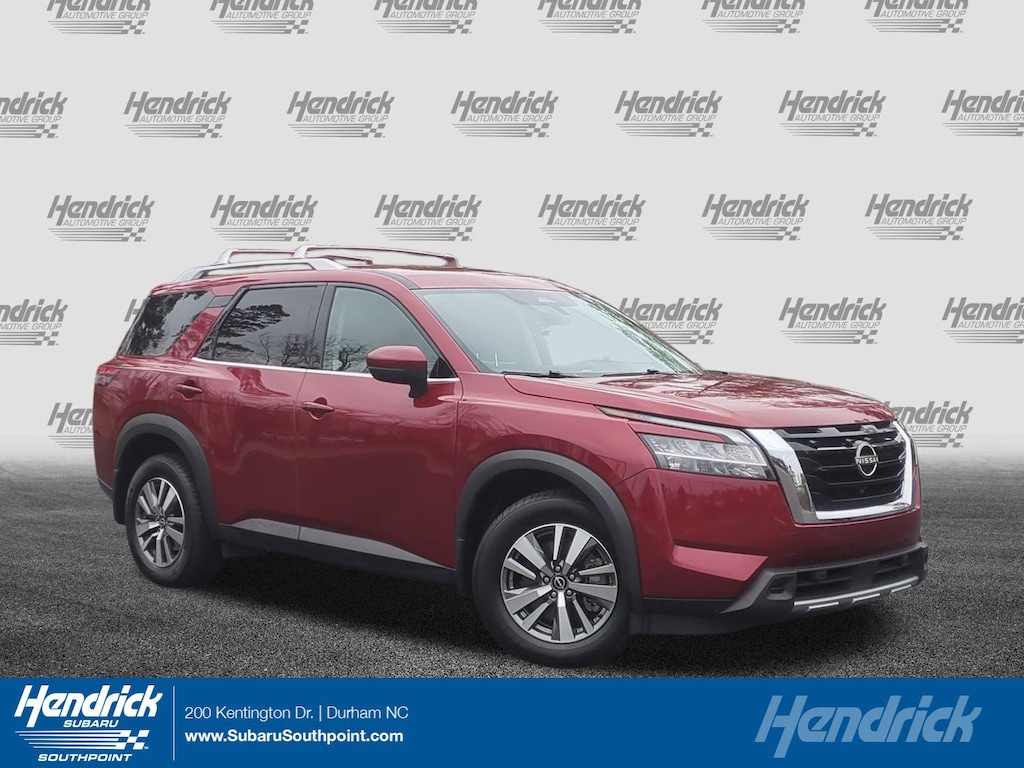 Used 2023 Nissan Pathfinder SL SUV