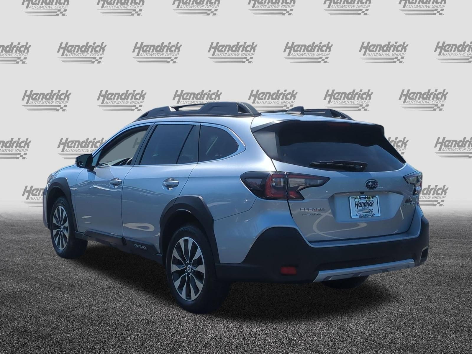 2023 Subaru Outback Limited photo 3