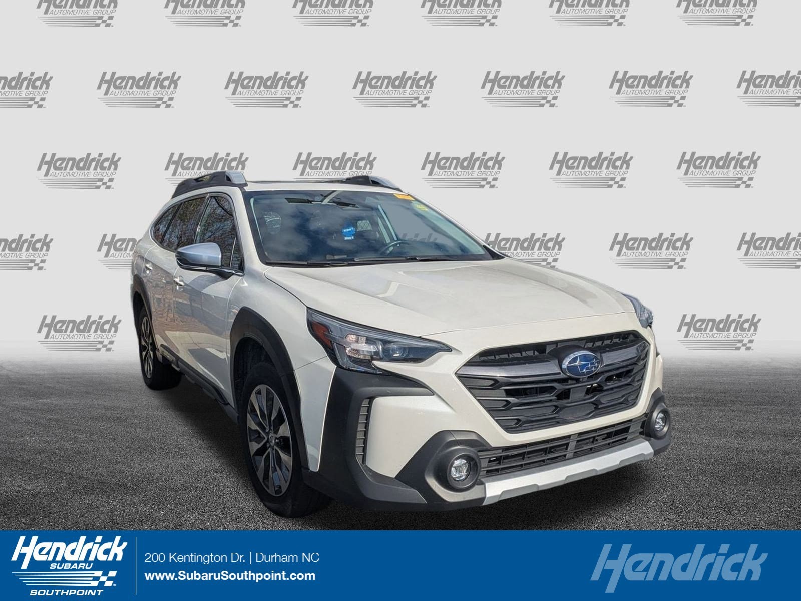 2023 Subaru Outback Touring's photo