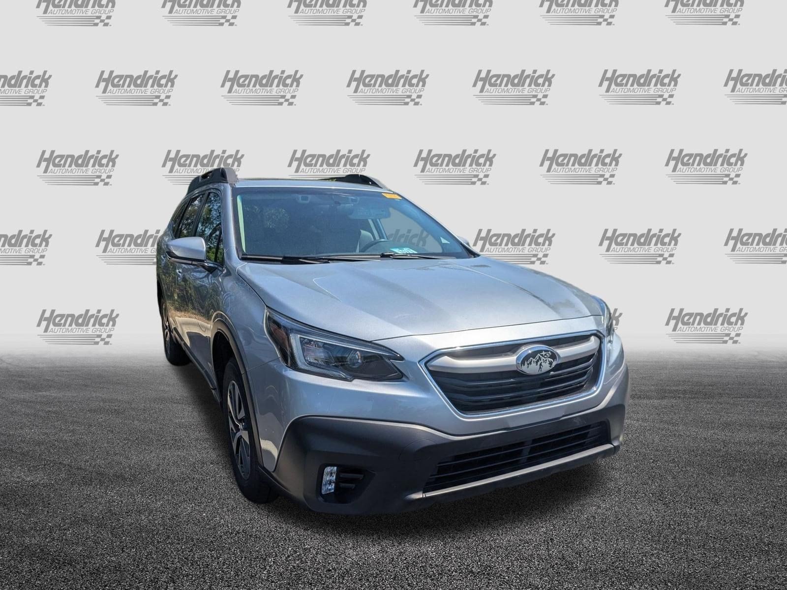 2020 Subaru Outback Premium photo 2