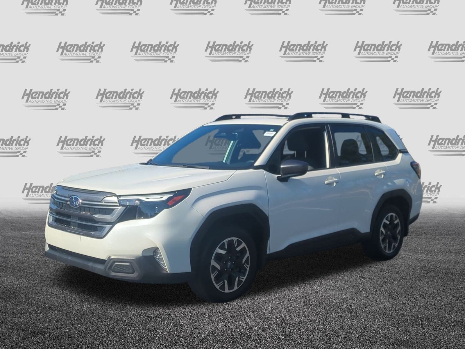 2025 Subaru Forester Premium photo 4