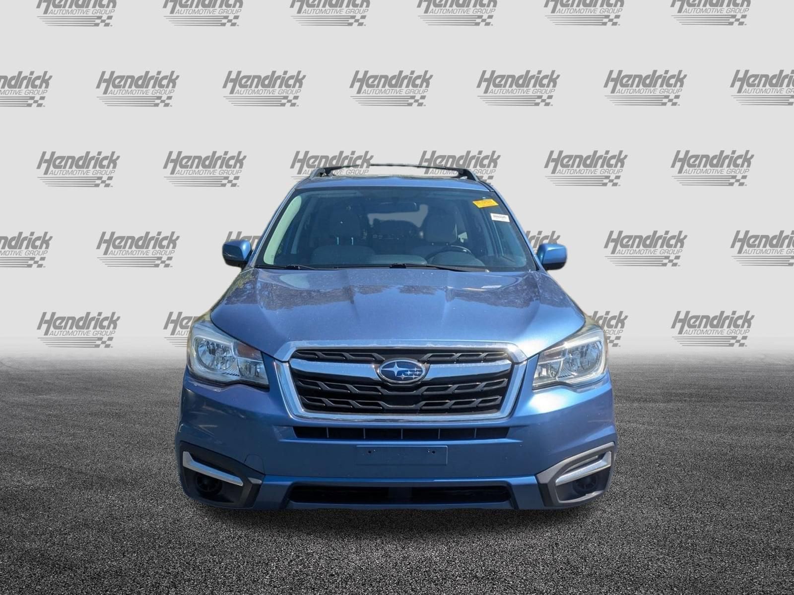2017 Subaru Forester 2.5i Premium photo 3
