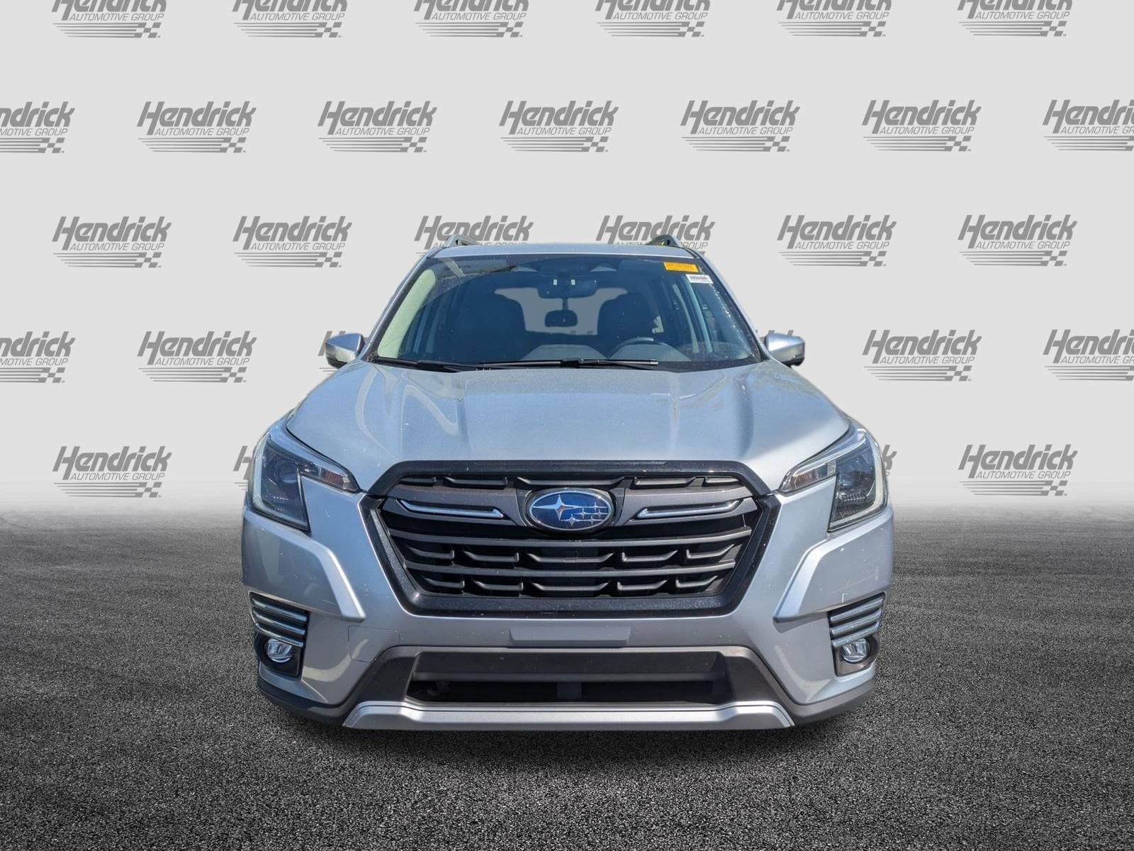 2024 Subaru Forester Touring photo 4