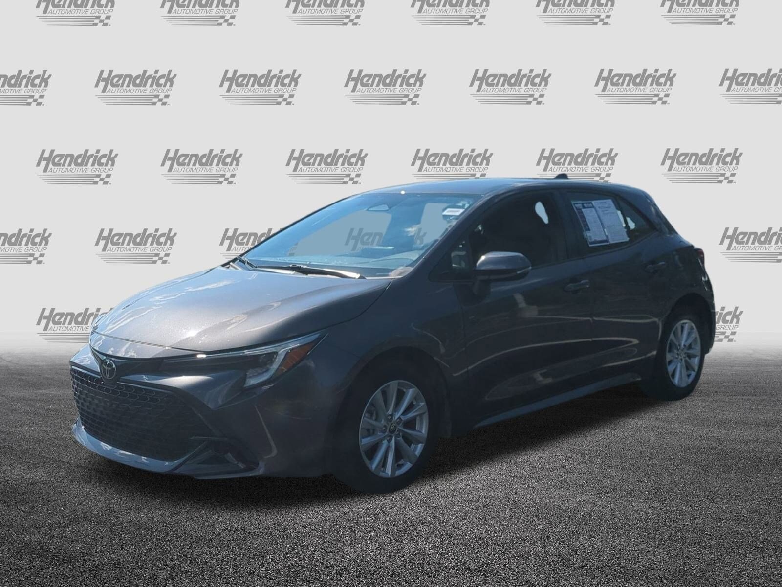 2024 Toyota Corolla SE photo 3