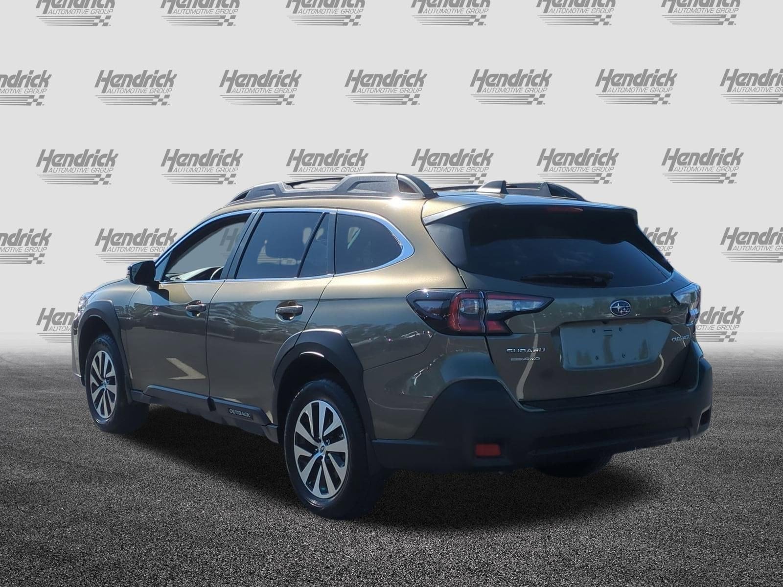 2025 Subaru Outback Premium photo 3
