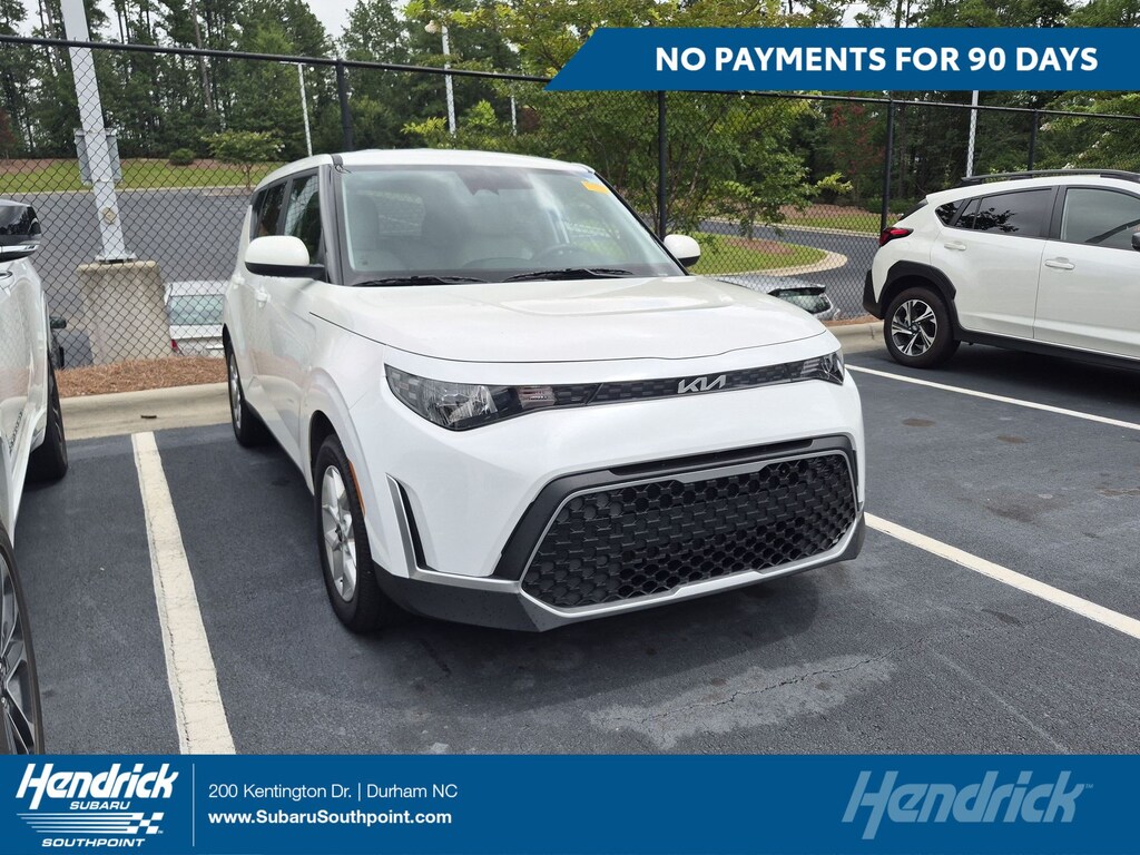 Used 2025 Kia Soul LX Hatchback