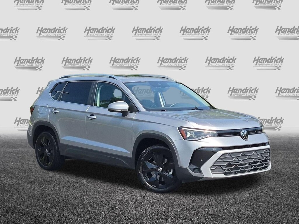 Used 2025 Volkswagen Taos 1.5T SE SUV