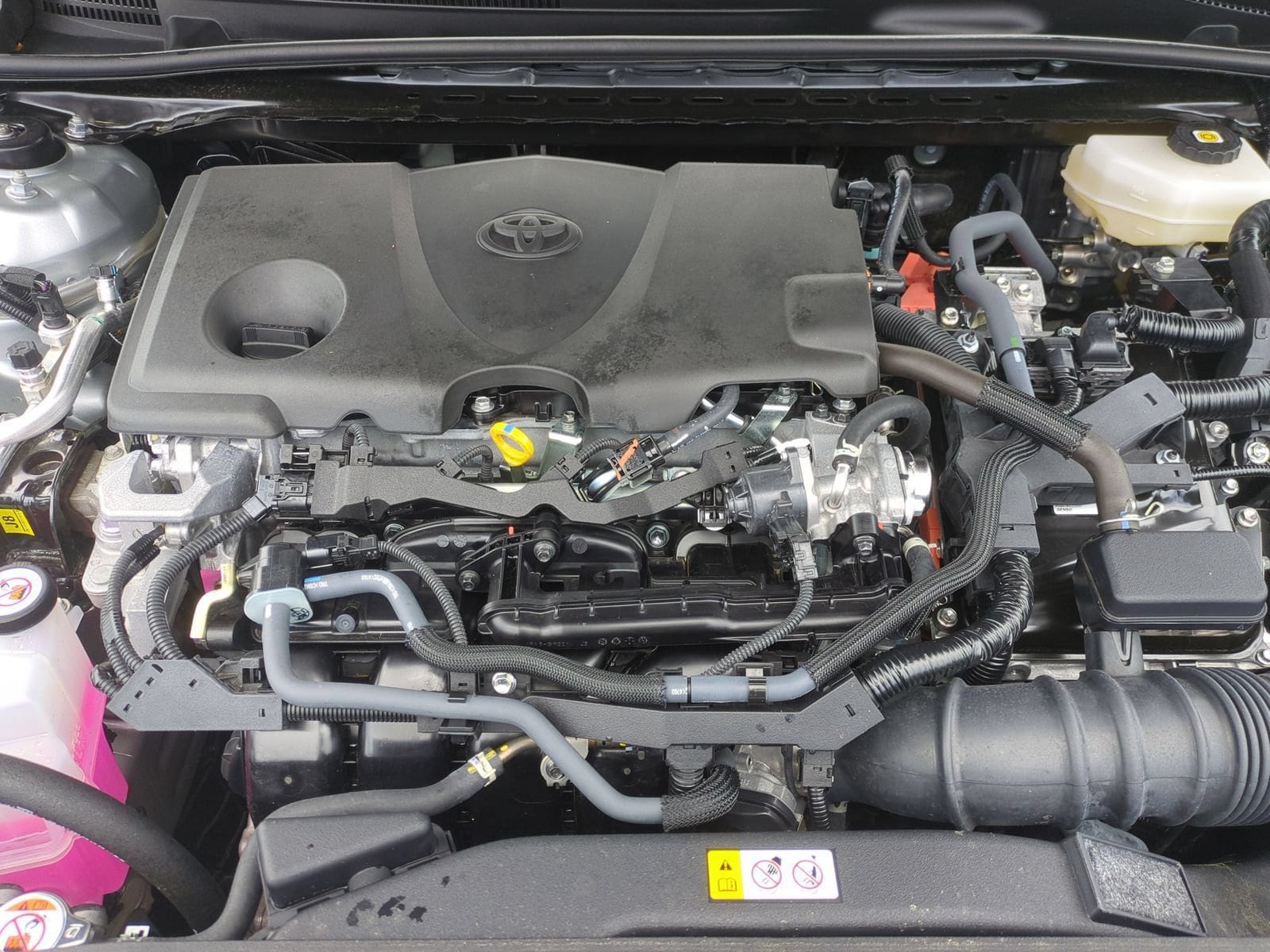 2025 Toyota Camry 32