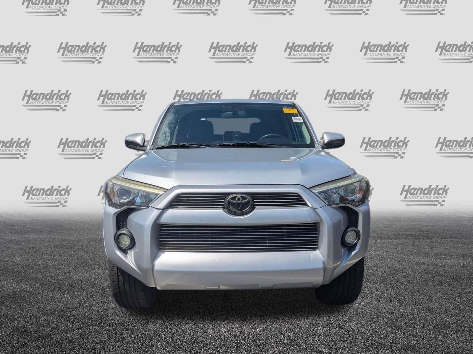2016 Toyota 4Runner SR5 photo 5
