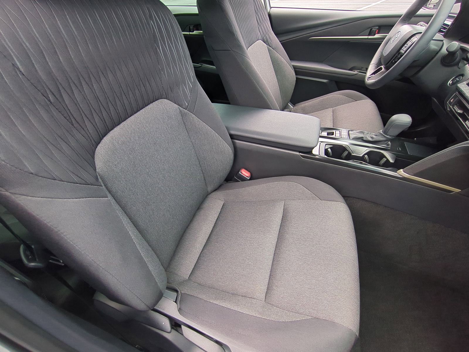2025 Toyota Camry 31