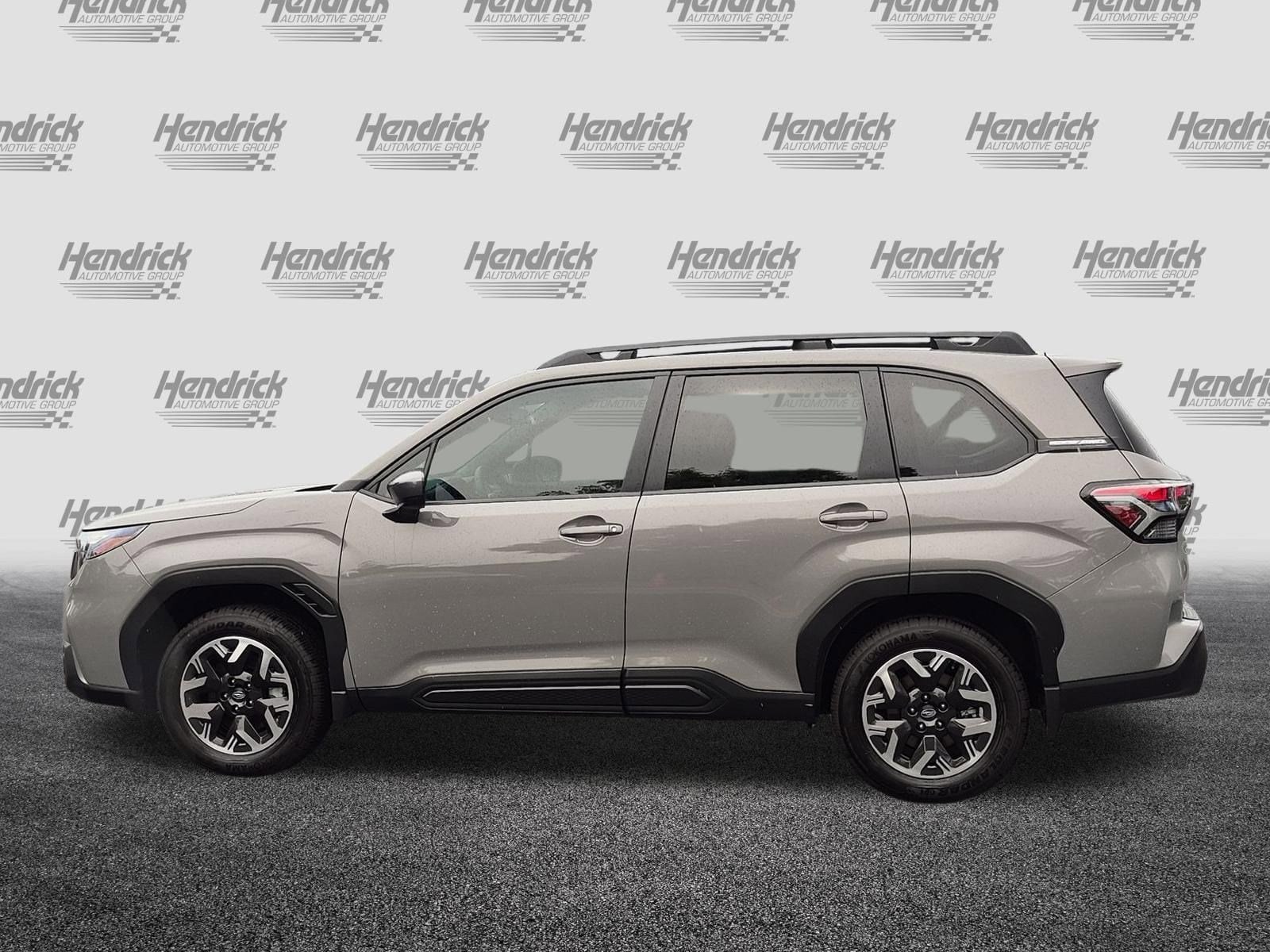 2026 Subaru Forester Premium photo 5