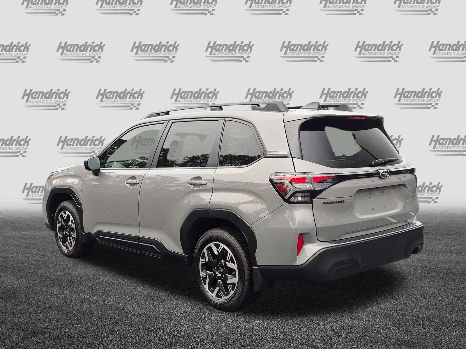 2026 Subaru Forester Premium photo 6