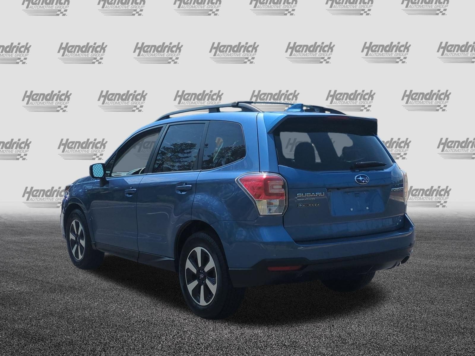 2018 Subaru Forester 2.5i Premium photo 3