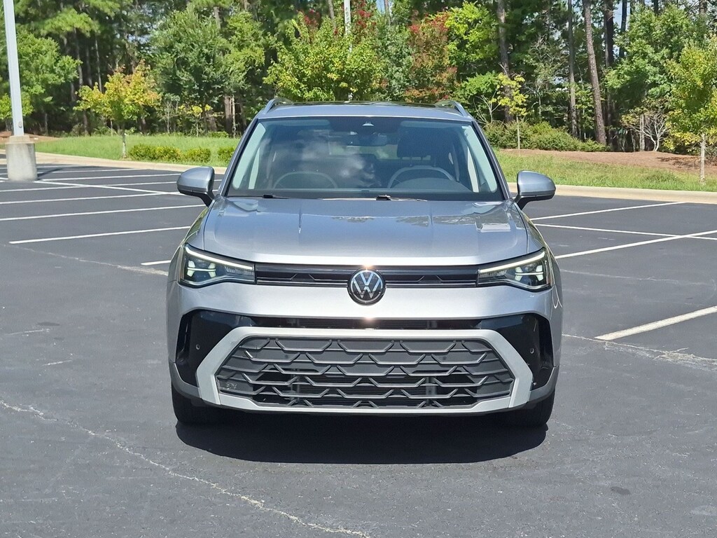 Used 2025 Volkswagen Taos 1.5T SE SUV