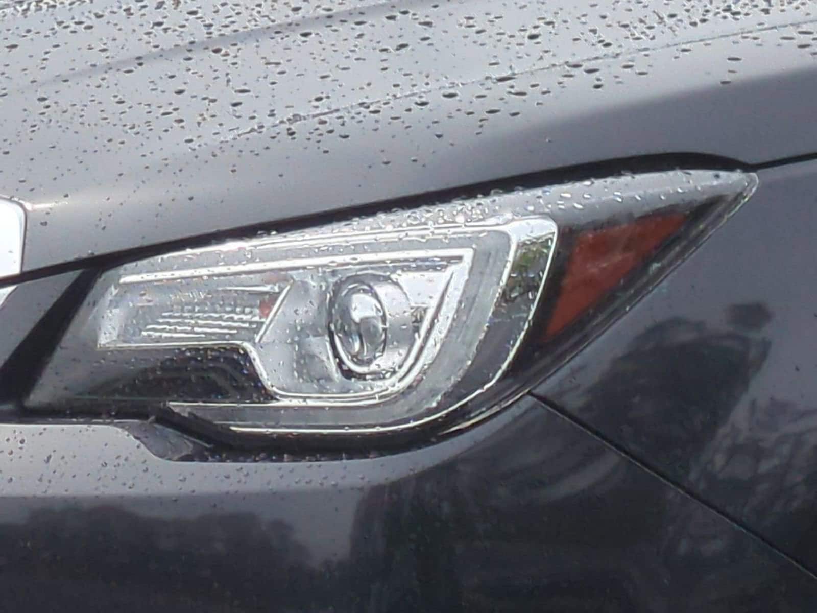 2018 Subaru Forester 2.5i Touring photo 5