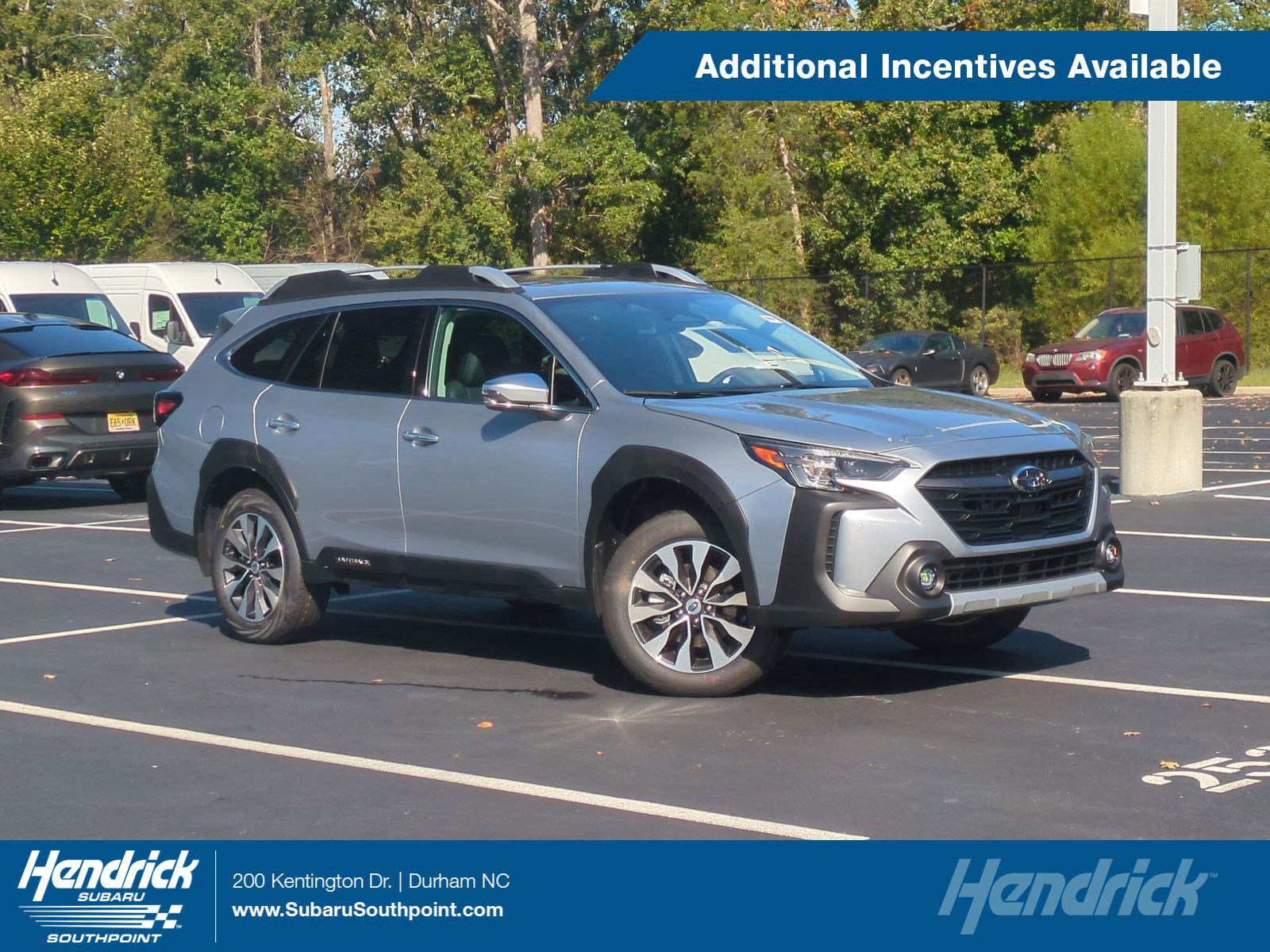 2025 Subaru Outback Touring's photo