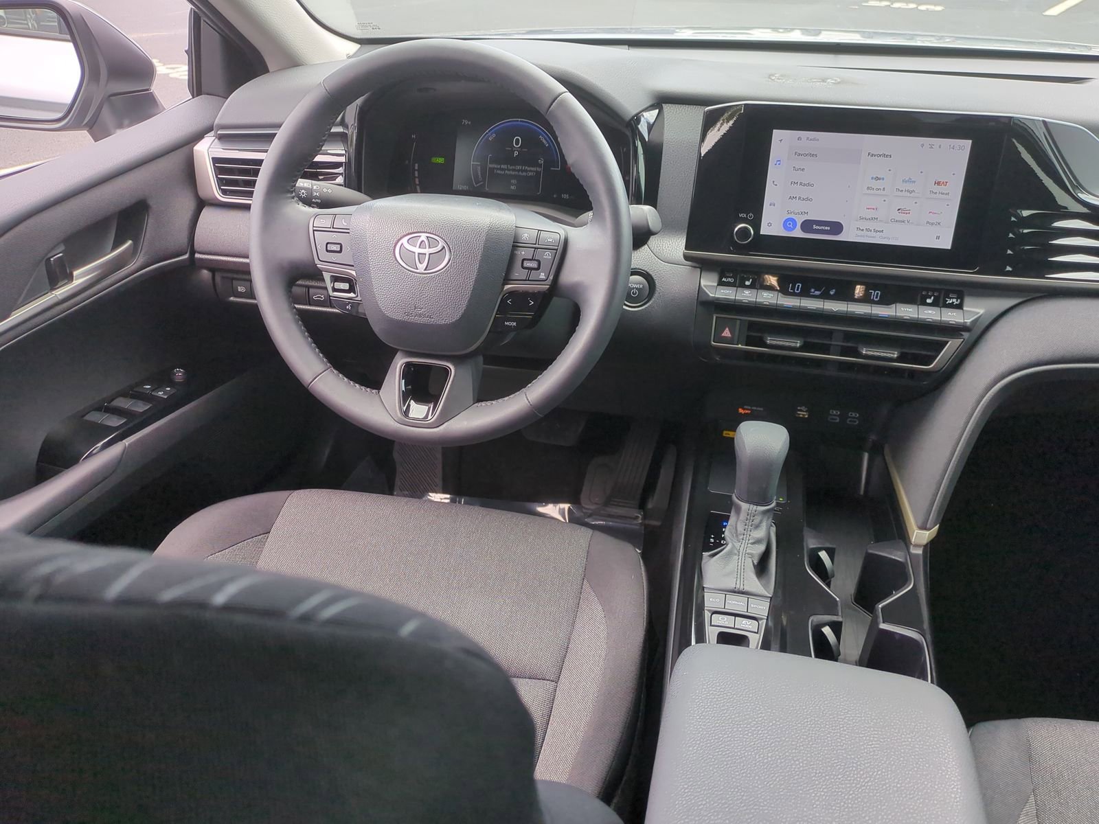 2025 Toyota Camry 27