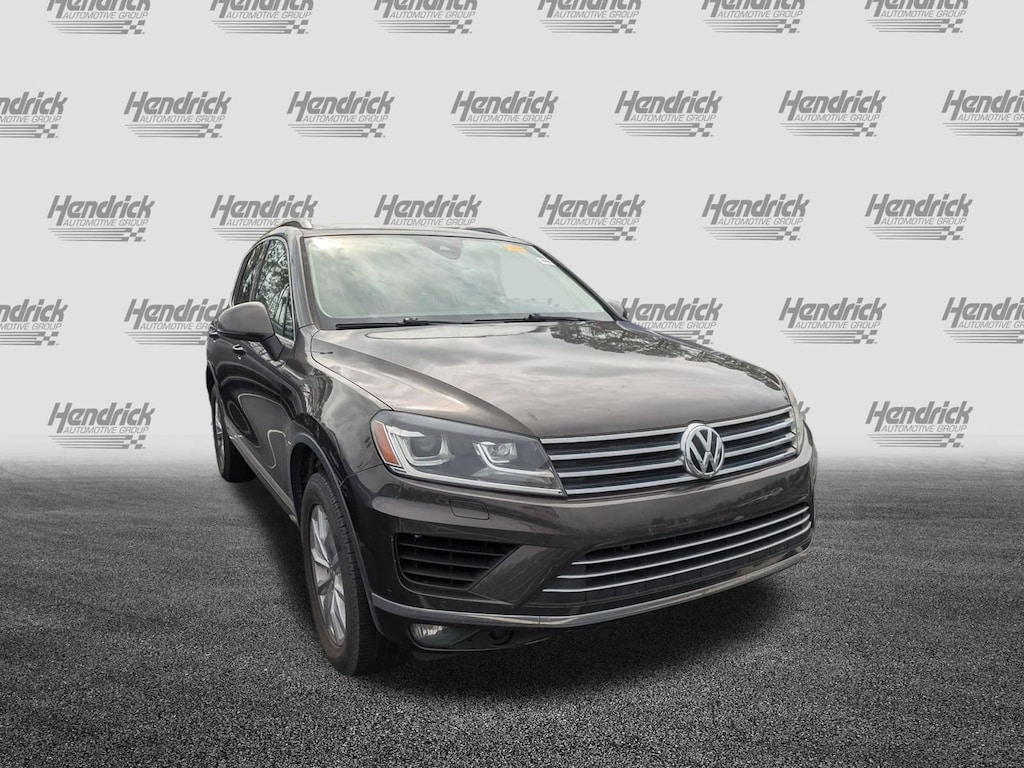 Used 2016 Volkswagen Touareg VR6 Sport w/Technology 4MOTION SUV