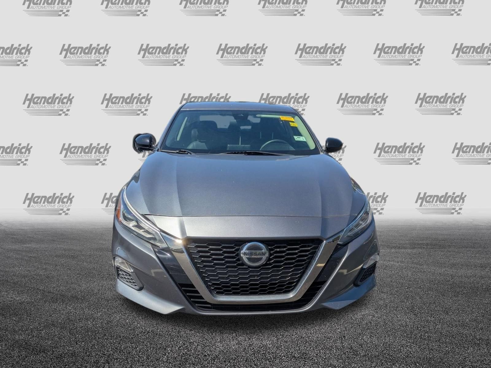 2020 Nissan Altima 2.5 SR photo 2