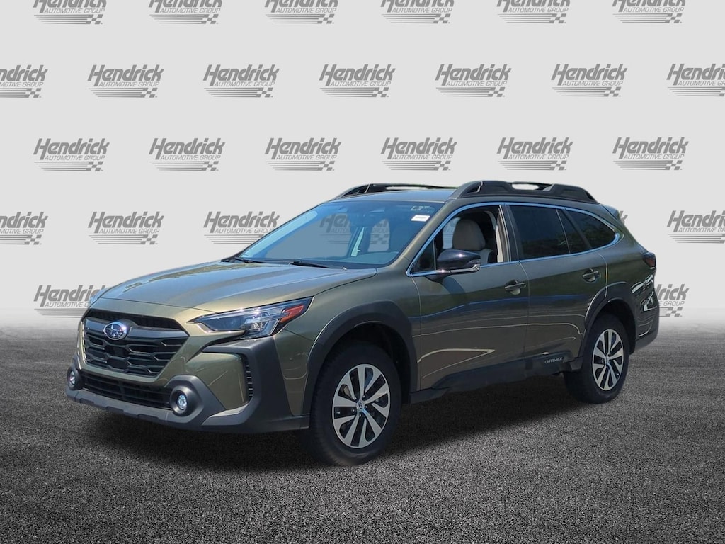 Used 2025 Subaru Outback Premium SUV