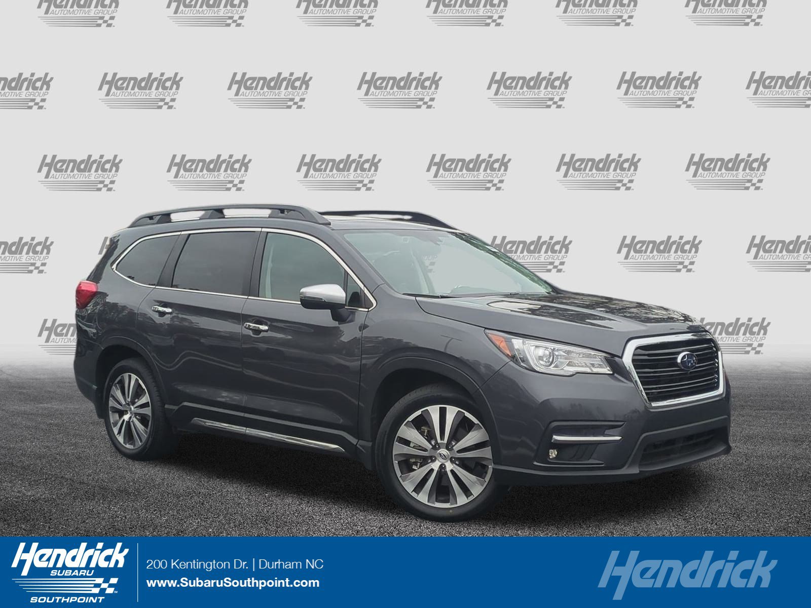 2022 Subaru Ascent Touring's photo