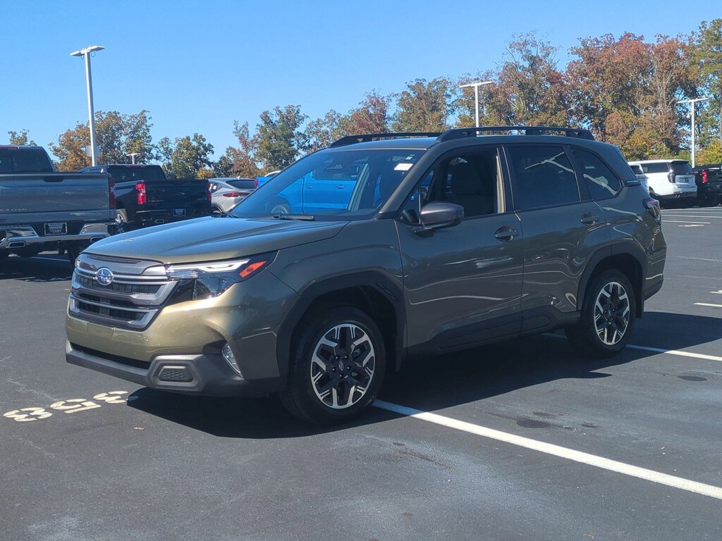 Used 2025 Subaru Forester Premium SUV