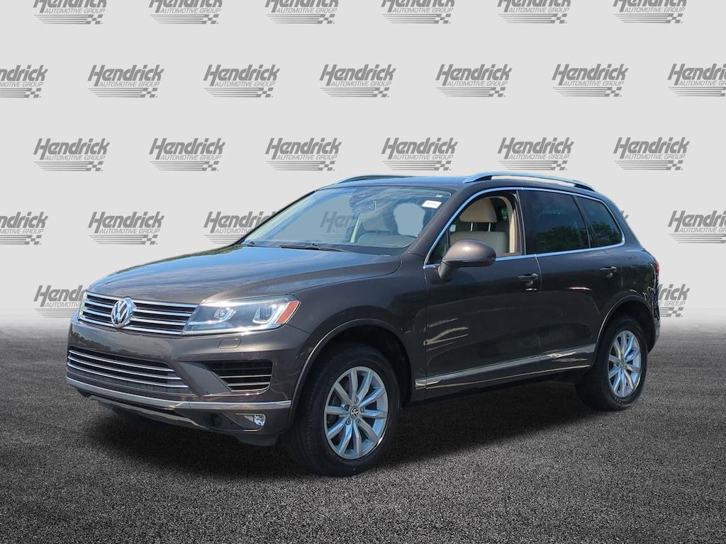 Used 2016 Volkswagen Touareg VR6 Sport w/Technology 4MOTION SUV