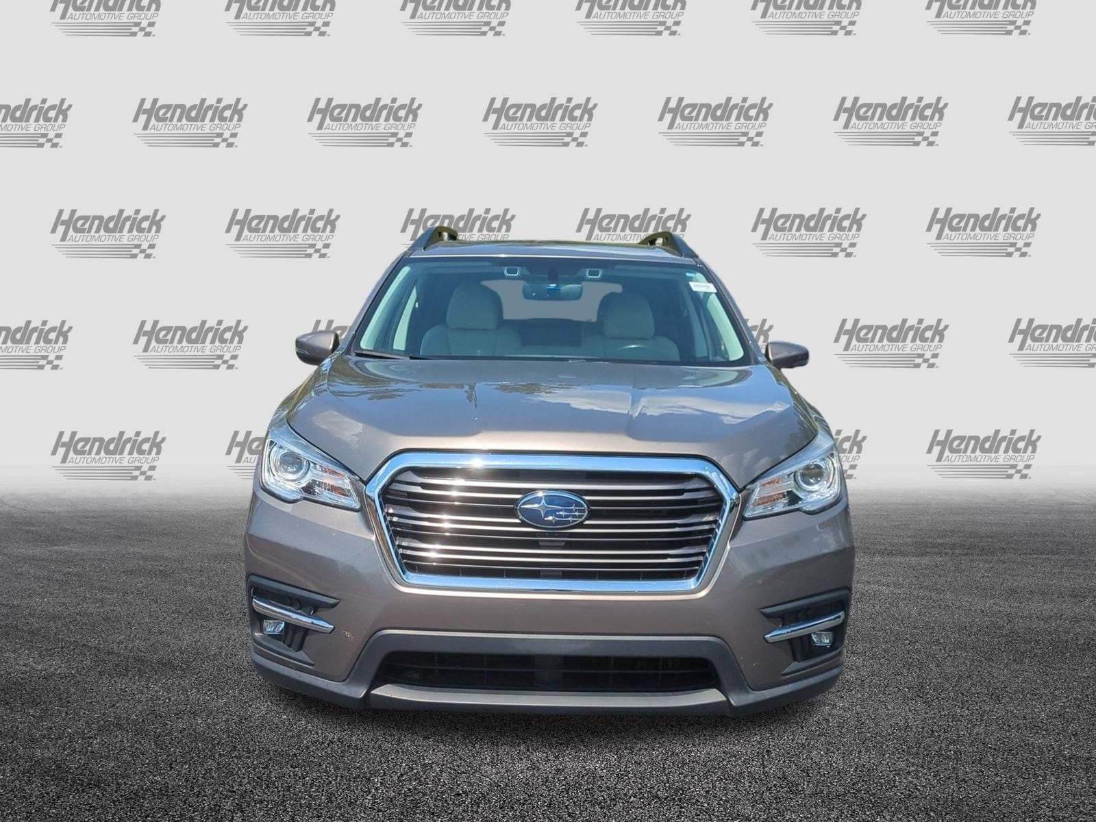 2021 Subaru Ascent Limited 8-Passenger photo 2