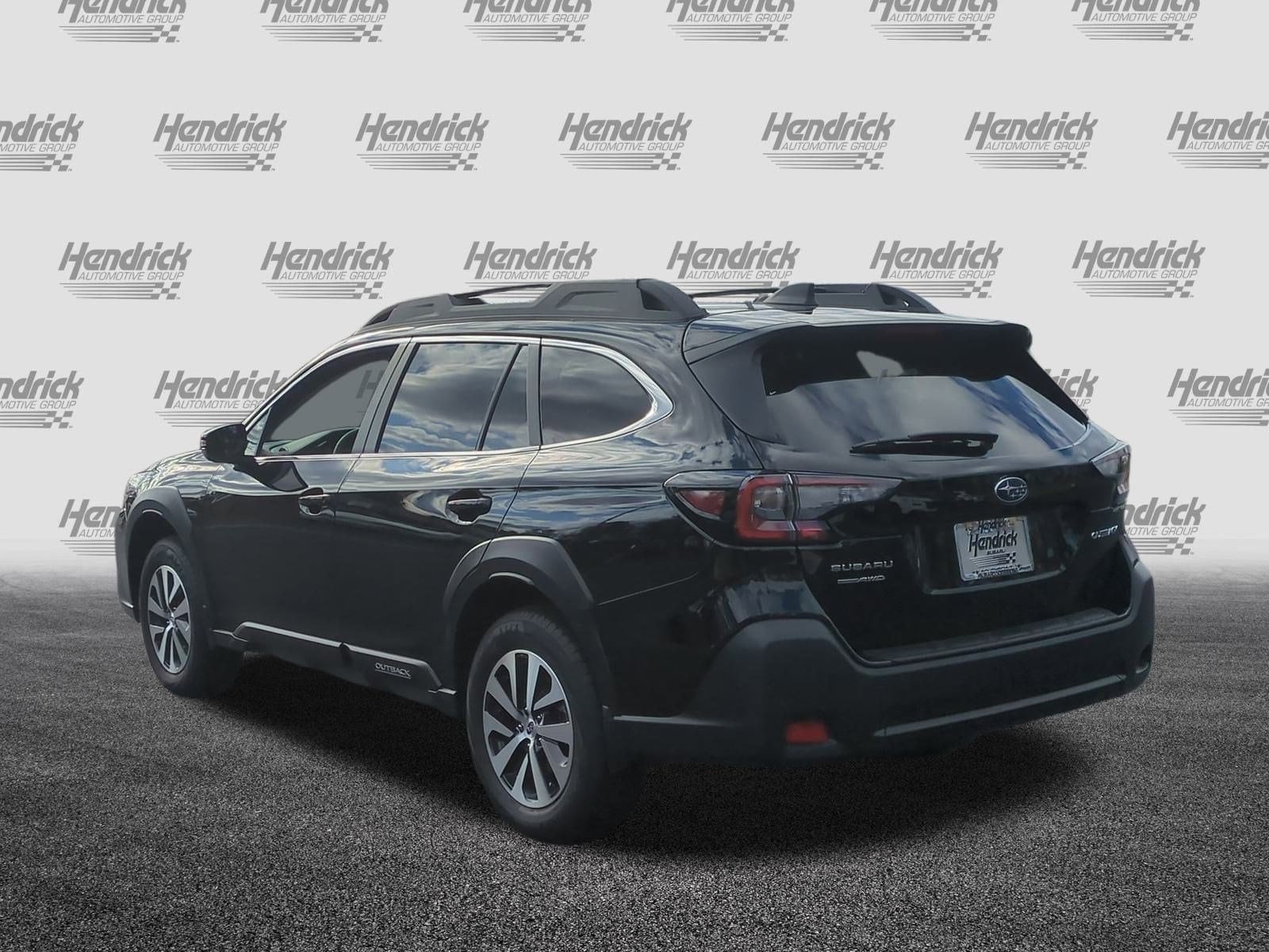 2025 Subaru Outback Premium photo 3