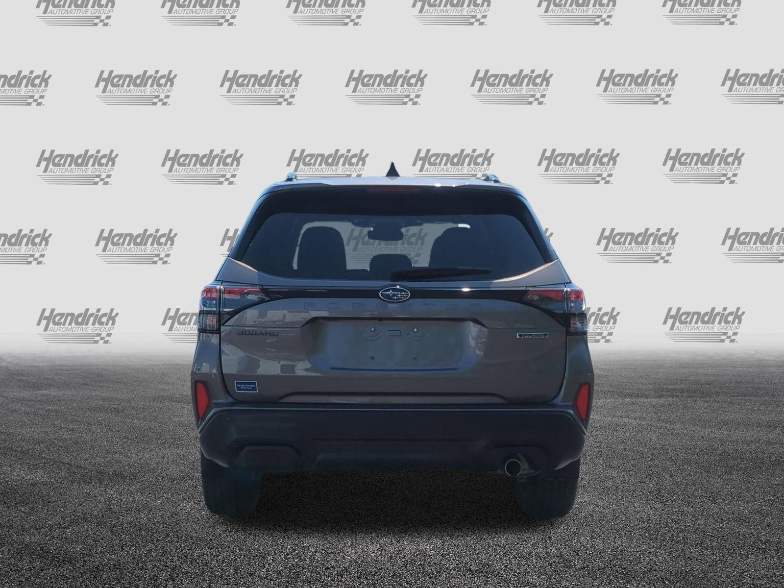 2025 Subaru Forester Touring photo 3