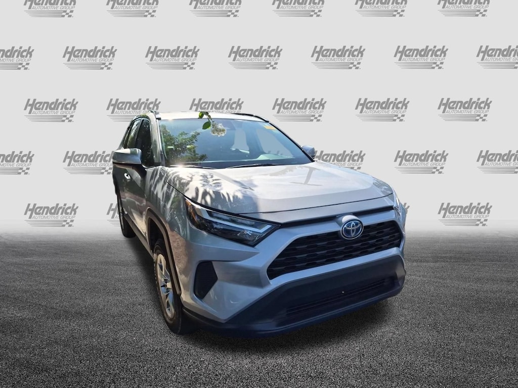 Used 2024 Toyota RAV4 Hybrid XLE SUV