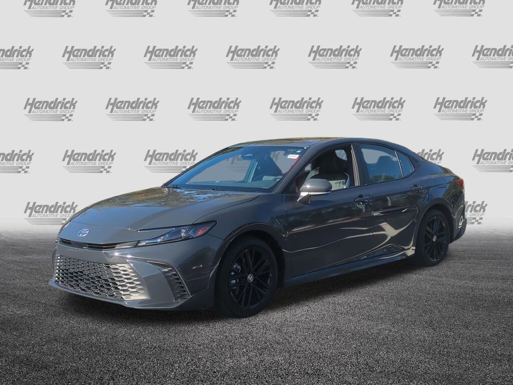 Used 2025 Toyota Camry SE Sedan