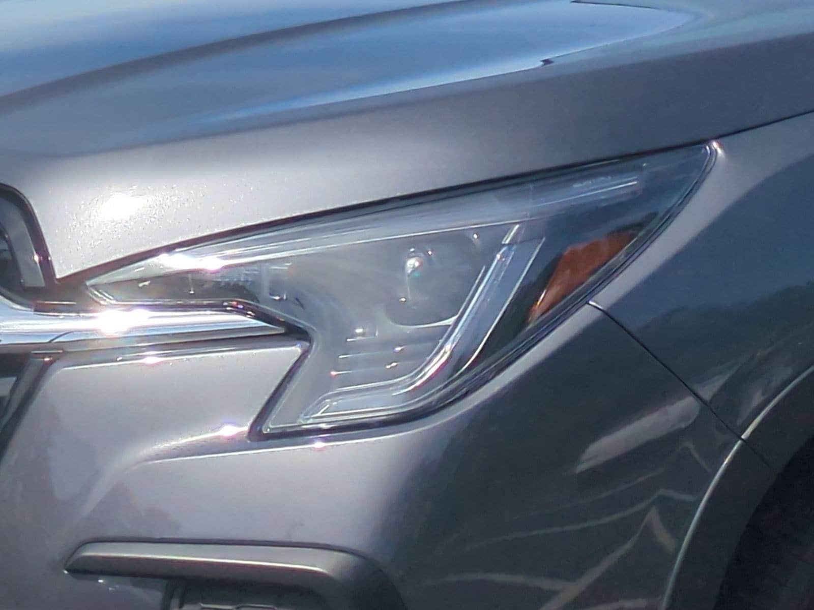 2024 Subaru Ascent Touring 7-Passenger photo 5