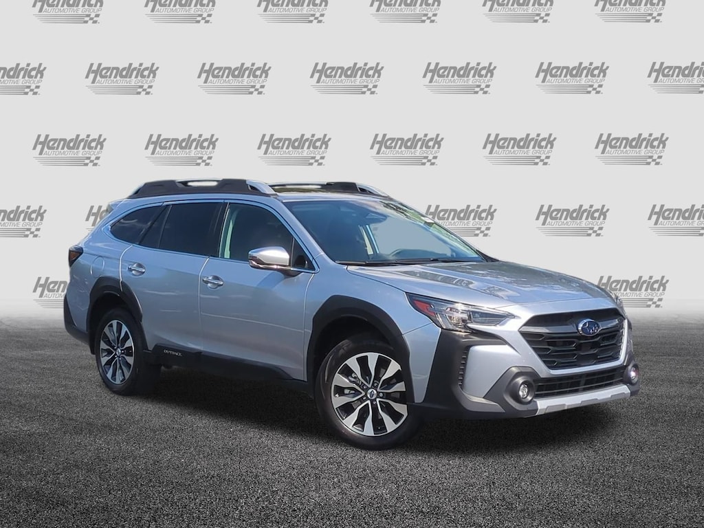 Used 2025 Subaru Outback Touring SUV