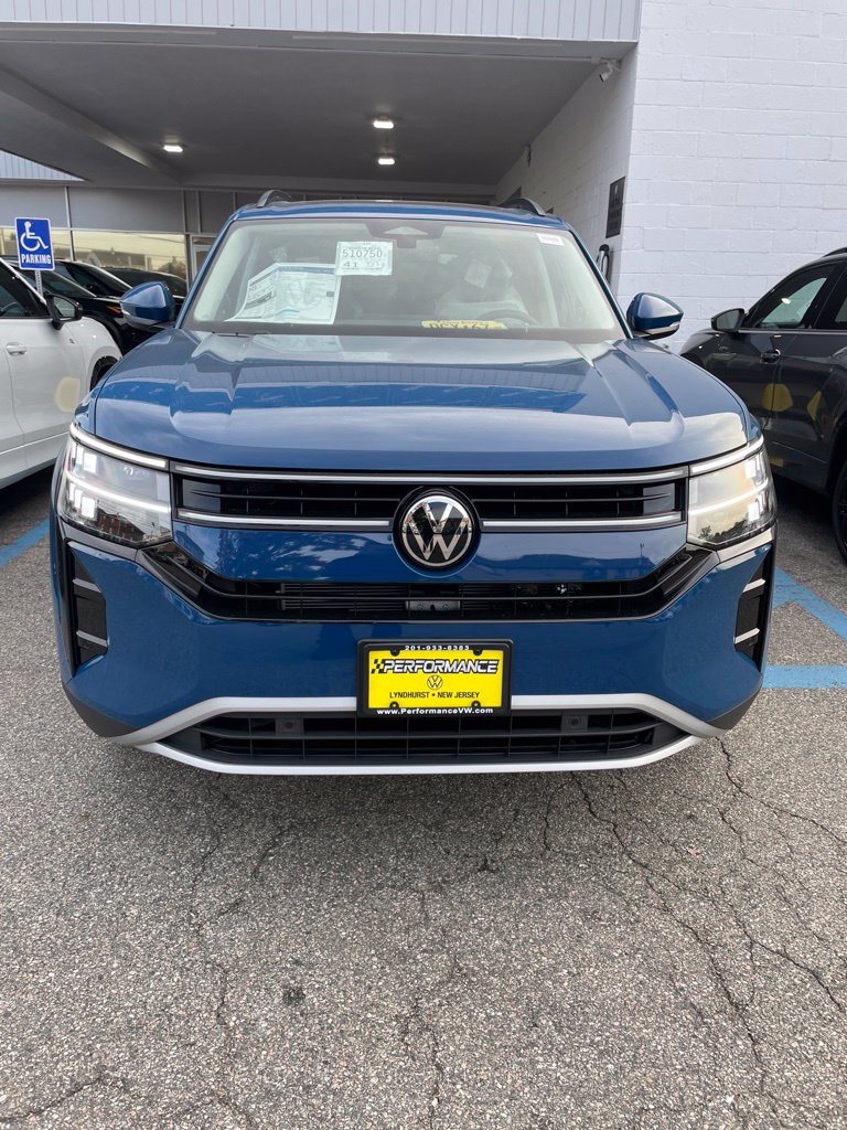 2027 Volkswagen Atlas SE w/Technology SUV