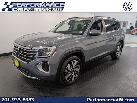 2025 Volkswagen Atlas 2.0T SE w/Technology SUV