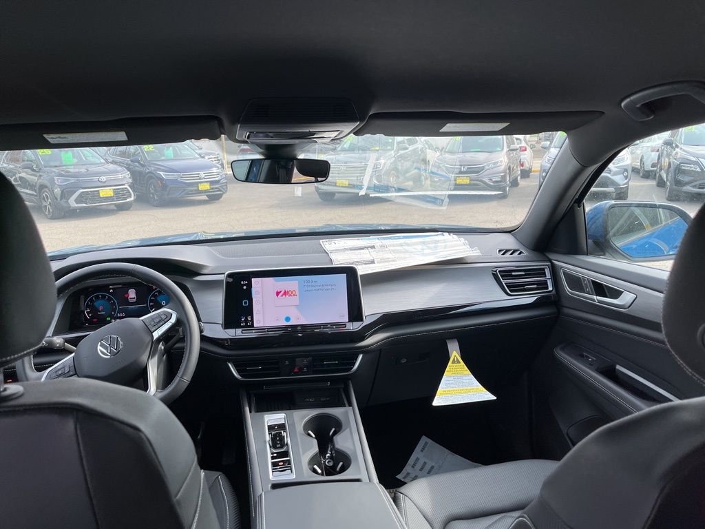 2025 Volkswagen Atlas Cross Sport SE - Photo 10