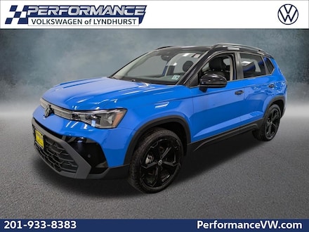 2025 Volkswagen Taos 1.5T SE Black SUV