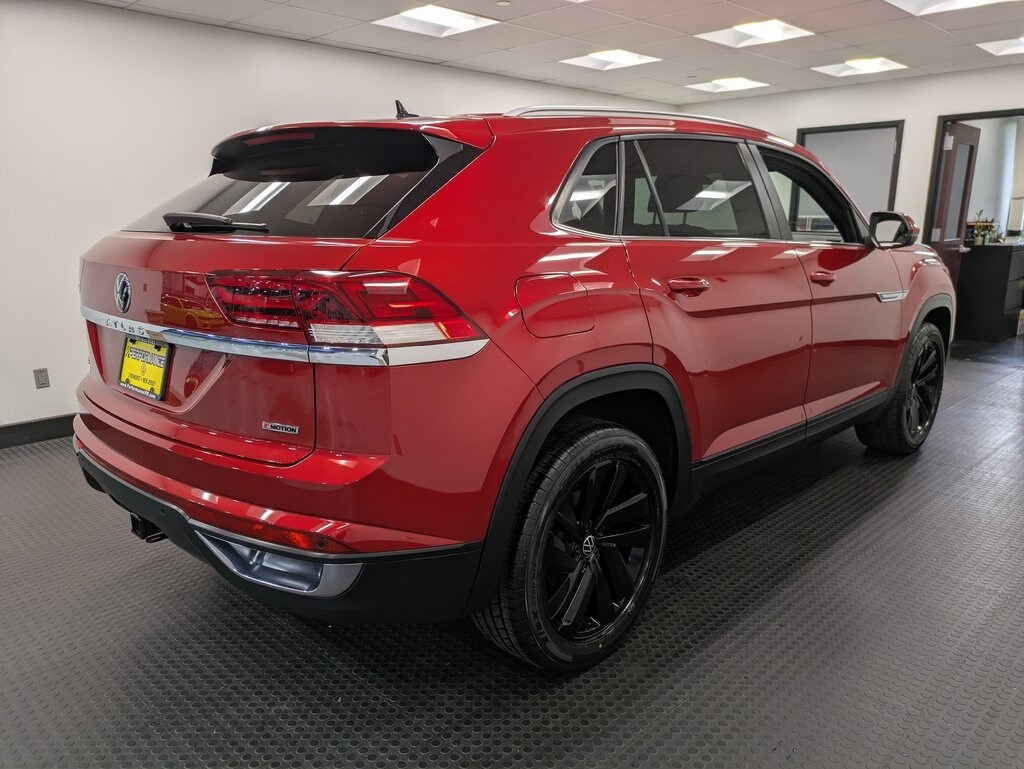 2022 Volkswagen Atlas Cross Sport V6 SE Technology photo 4