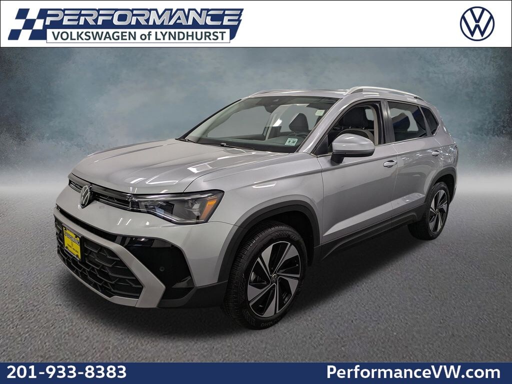 Used 2025 Volkswagen Taos 1.5T SE SUV
