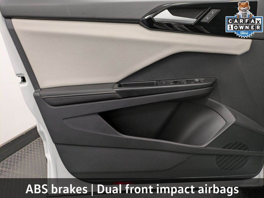 2025 Volkswagen Taos S - Photo 10