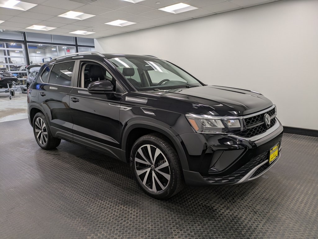 Used 2022 Volkswagen Taos 1.5T SE SUV